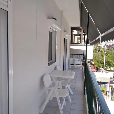 Apartment Labyrinthos Ierissos