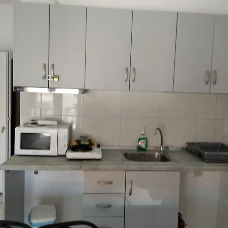 Apartment Labyrinthos *