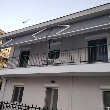 Labyrinthos Apartment