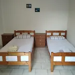 Labyrinthos Apartament *