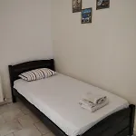 Labyrinthos Apartamento *