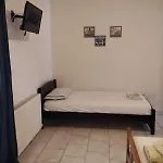 Labyrinthos Apartament *