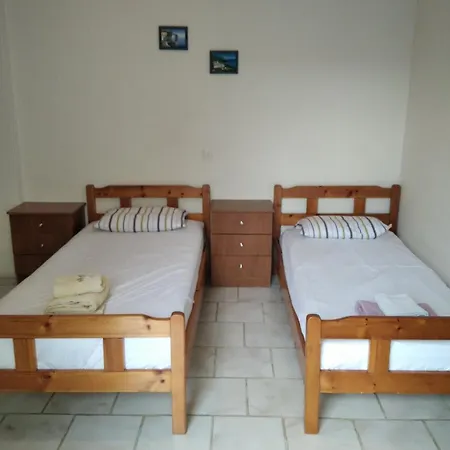 Labyrinthos 公寓 *