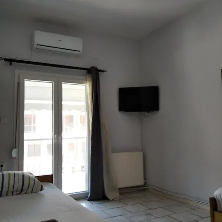 Labyrinthos * إيريسوس