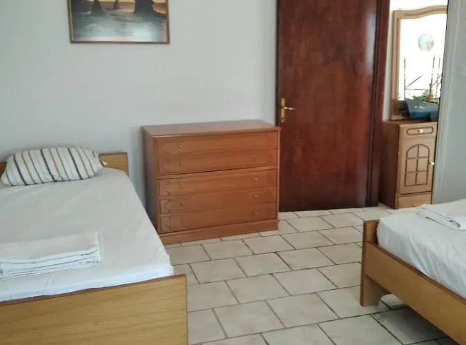 Labyrinthos Apartmán *